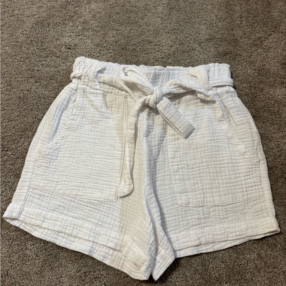 Indigo Rein High Waist Cream Shorts
